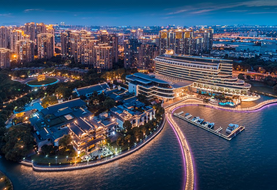 Tonino Lamborghini Hotel Suzhou1